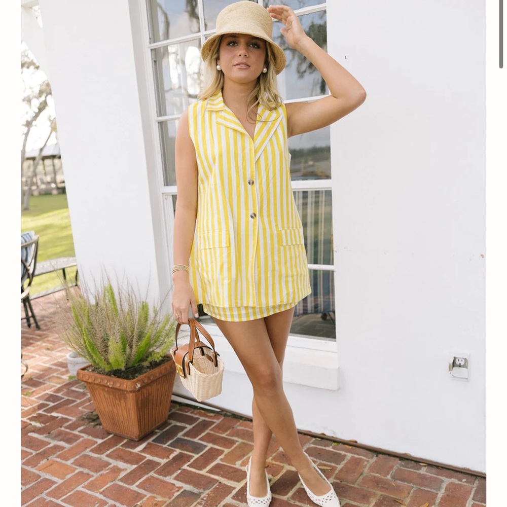 Fancy D Striped Sleeveless set